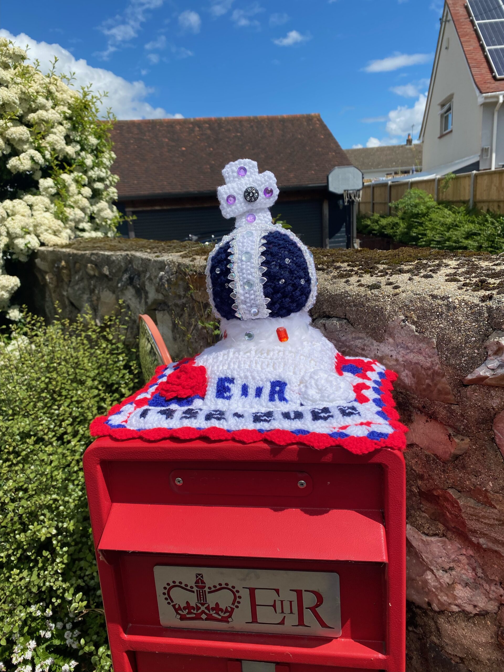 Postbox fit for a Queen! - Around Wellington