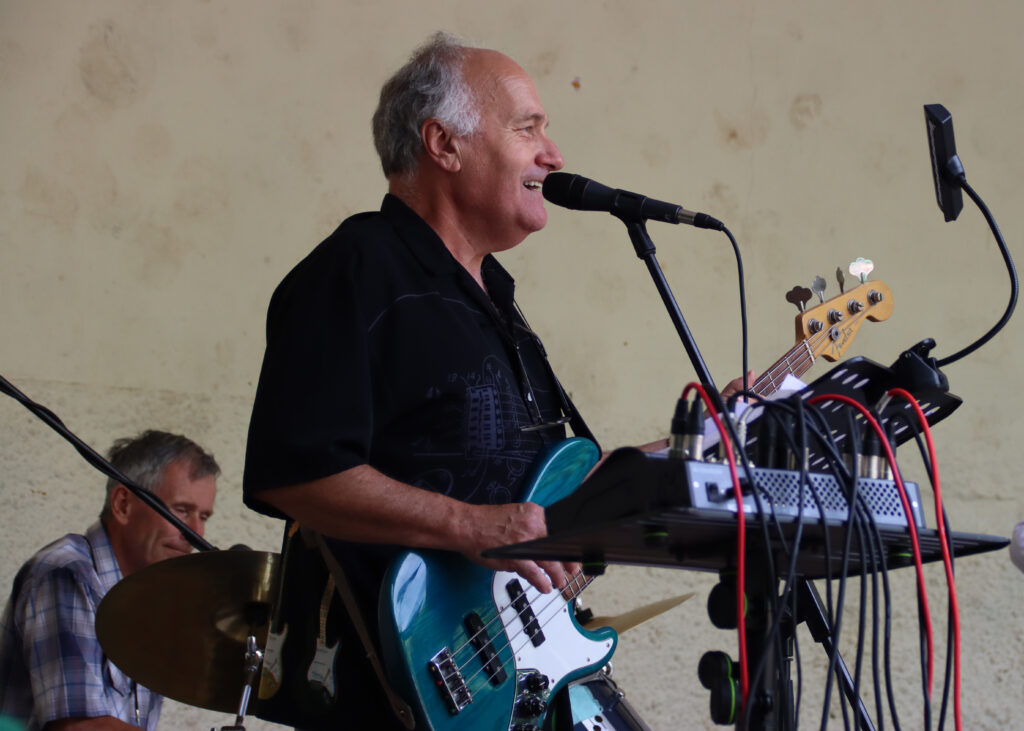 Bolero take the stage in the latest Friends concert