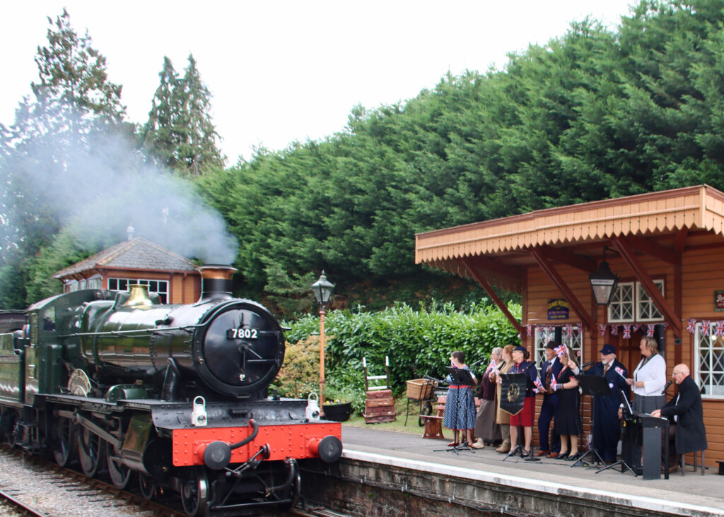 JW Voices brings back the 40s on Platform 2